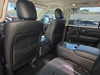 2024 INFINITI QX80 LUXE