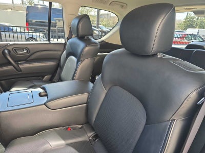 2024 INFINITI QX80 LUXE