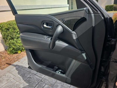 2024 INFINITI QX80 LUXE