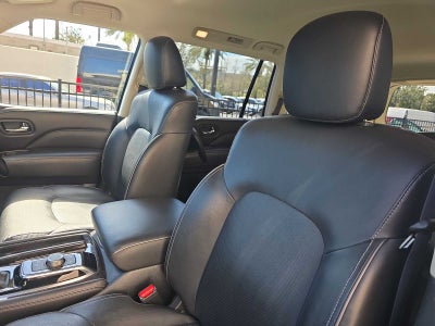 2024 INFINITI QX80 LUXE