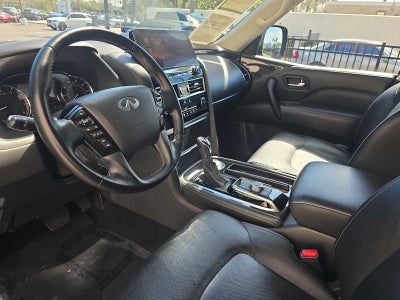2024 INFINITI QX80 LUXE