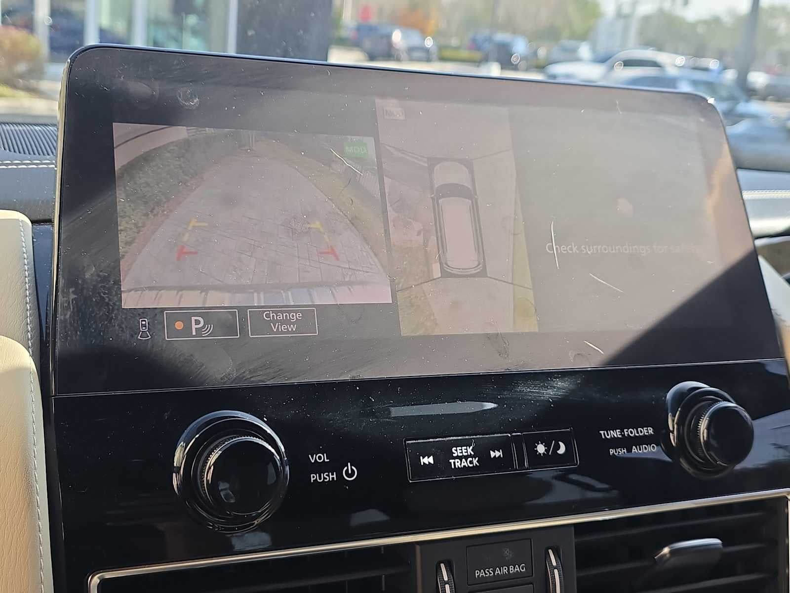 2024 INFINITI QX80 SENSORY