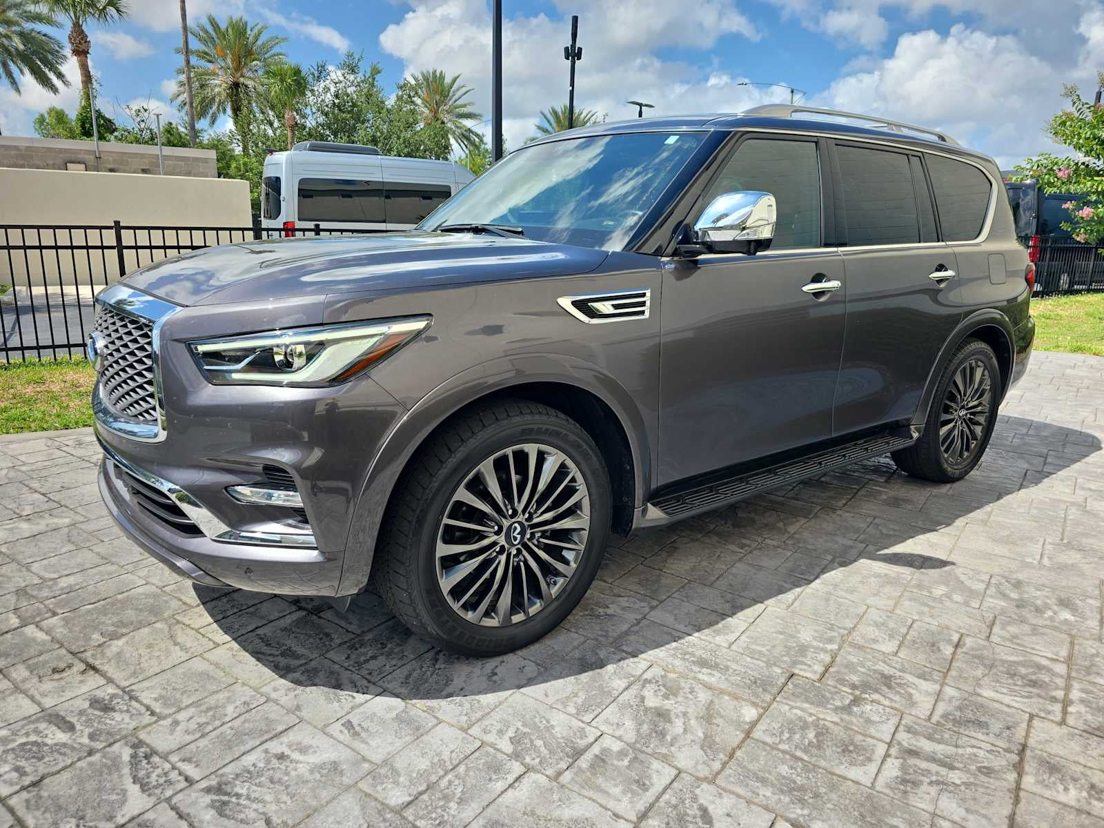 2024 INFINITI QX80 SENSORY