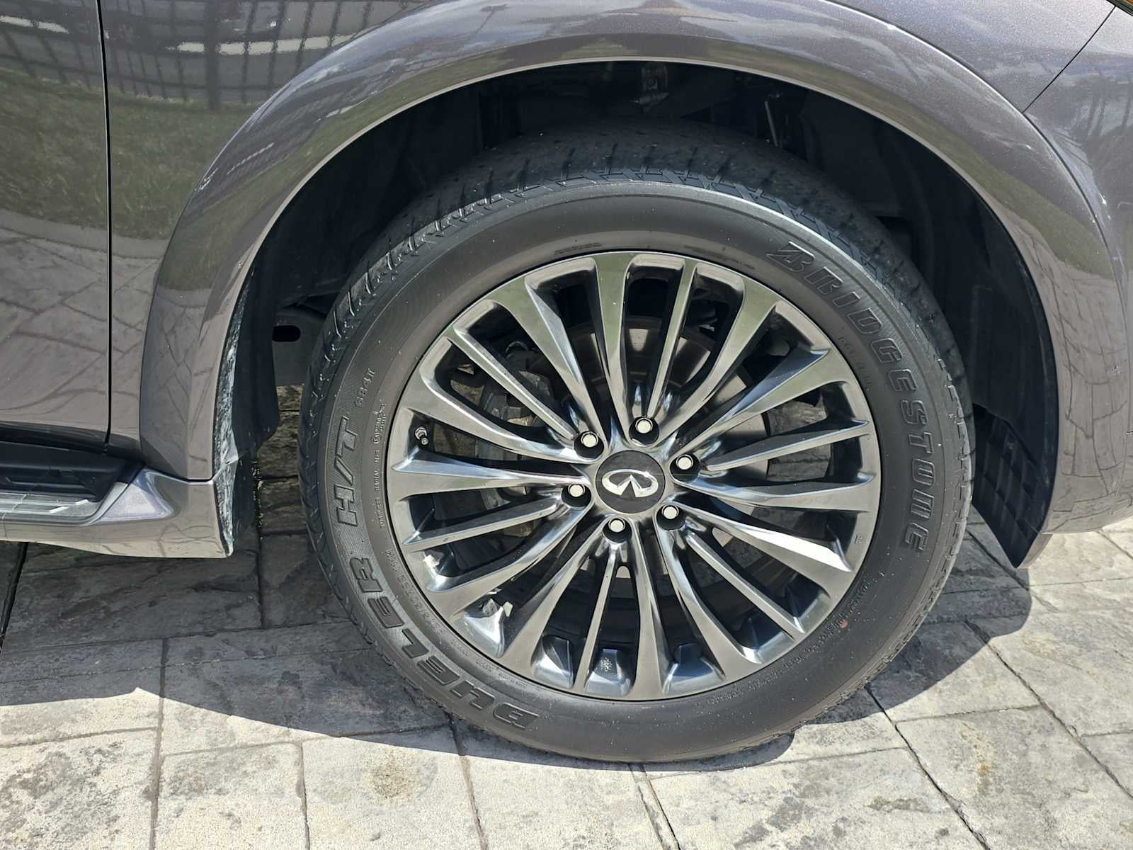 2024 INFINITI QX80 SENSORY
