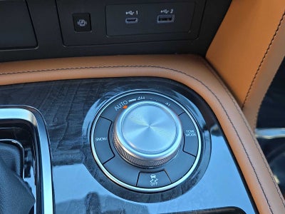 2024 INFINITI QX80 SENSORY