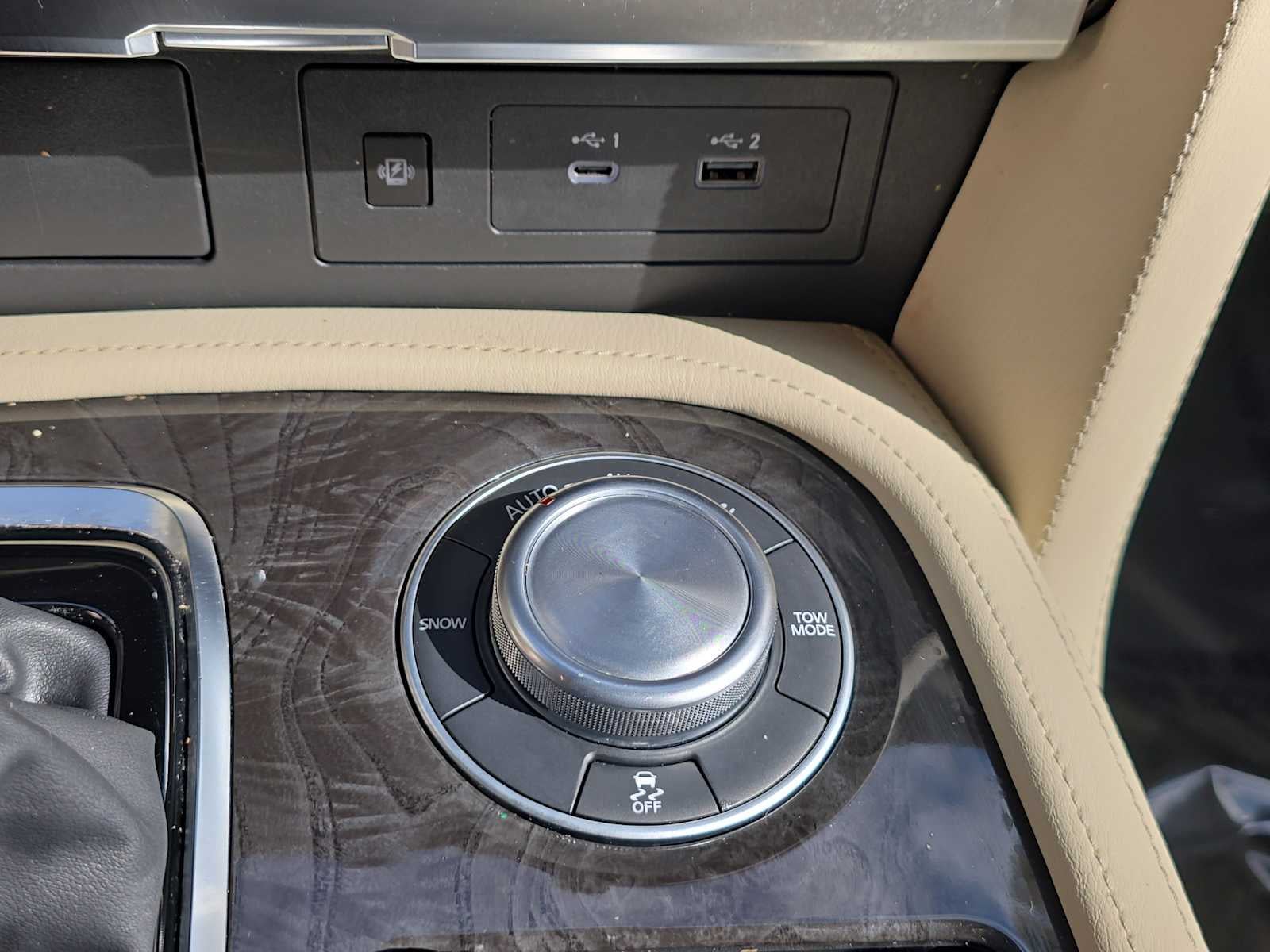 2024 INFINITI QX80 SENSORY