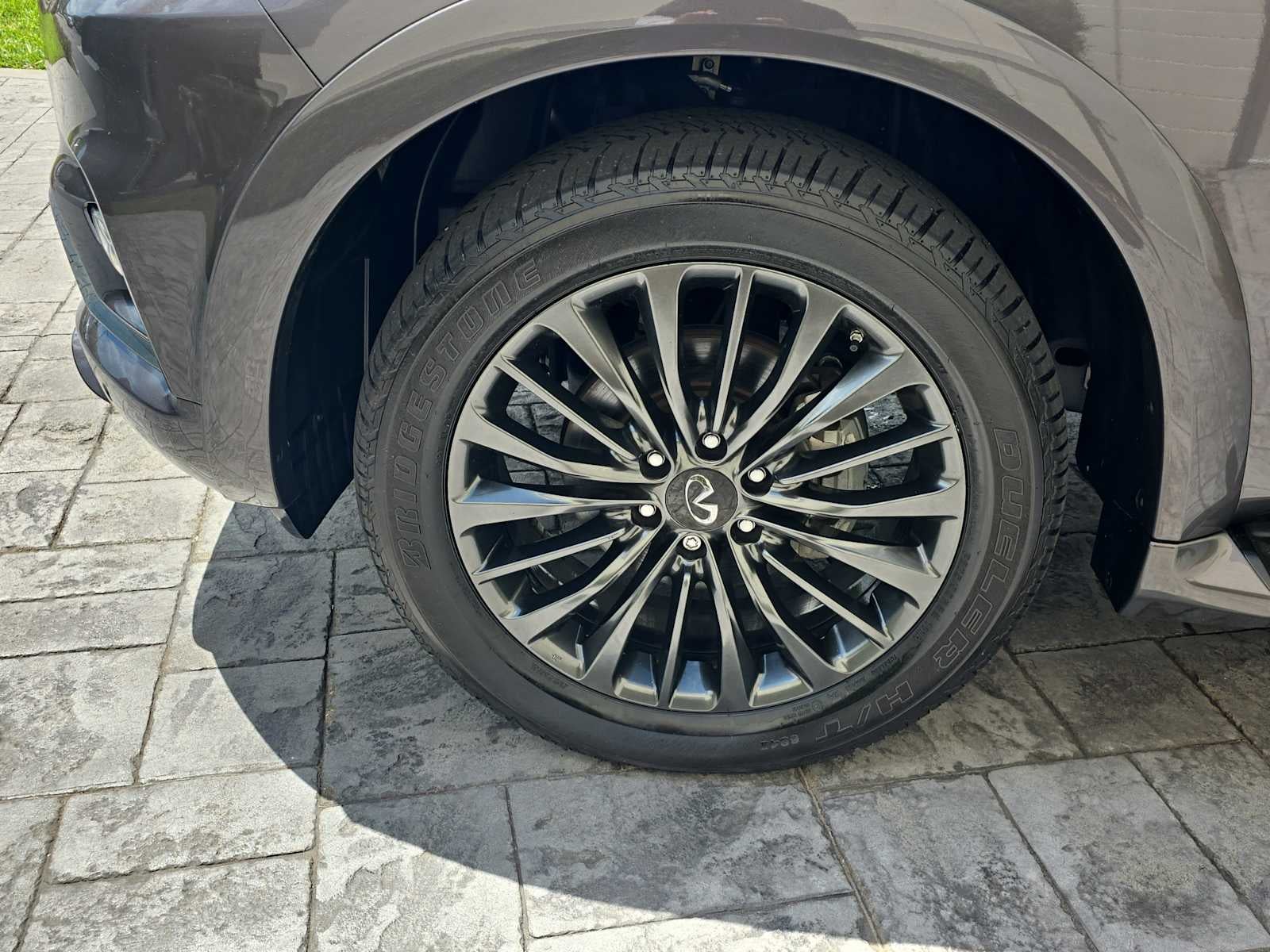 2024 INFINITI QX80 SENSORY