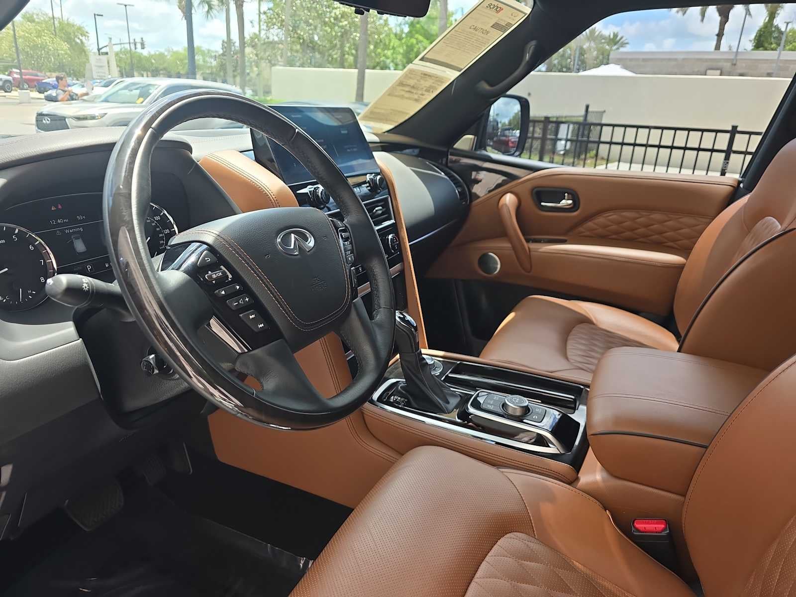 2024 INFINITI QX80 SENSORY