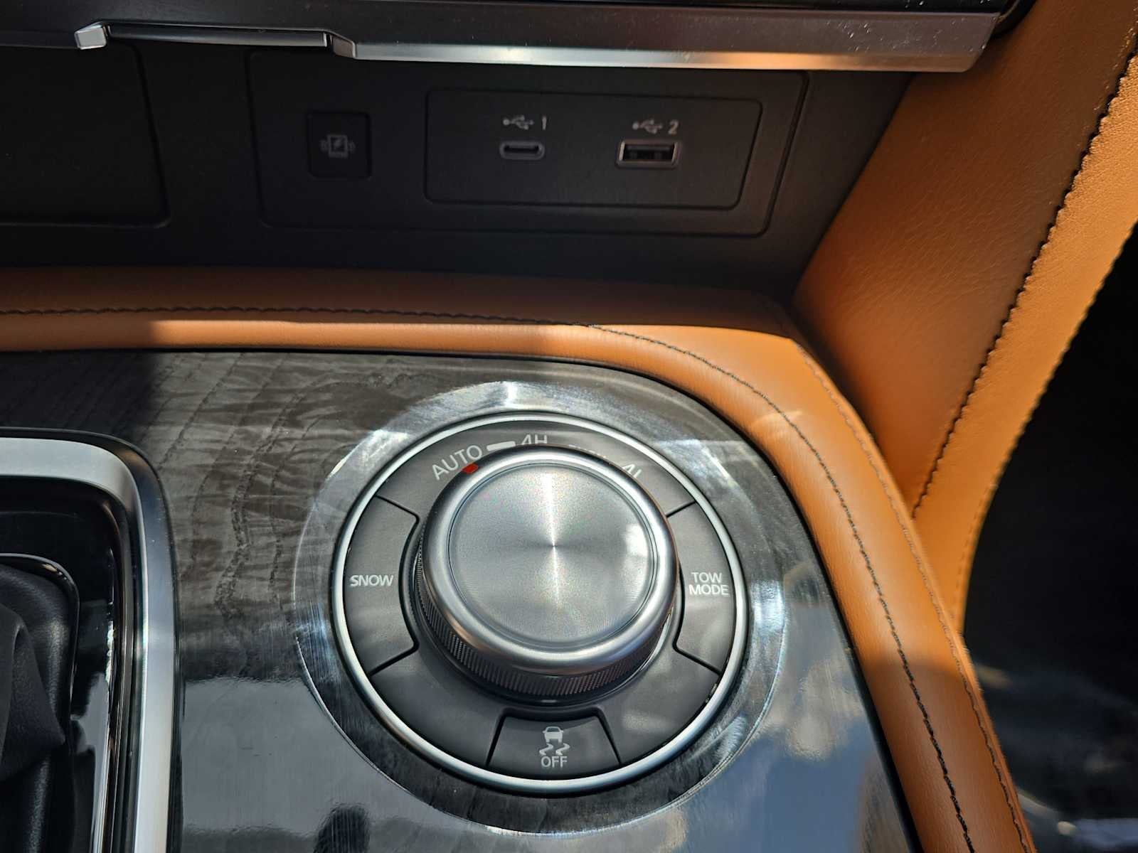 2024 INFINITI QX80 SENSORY