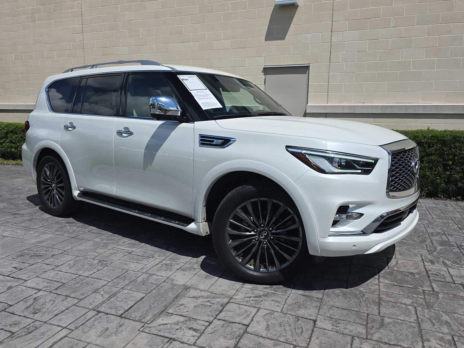 2024 INFINITI QX80 SENSORY