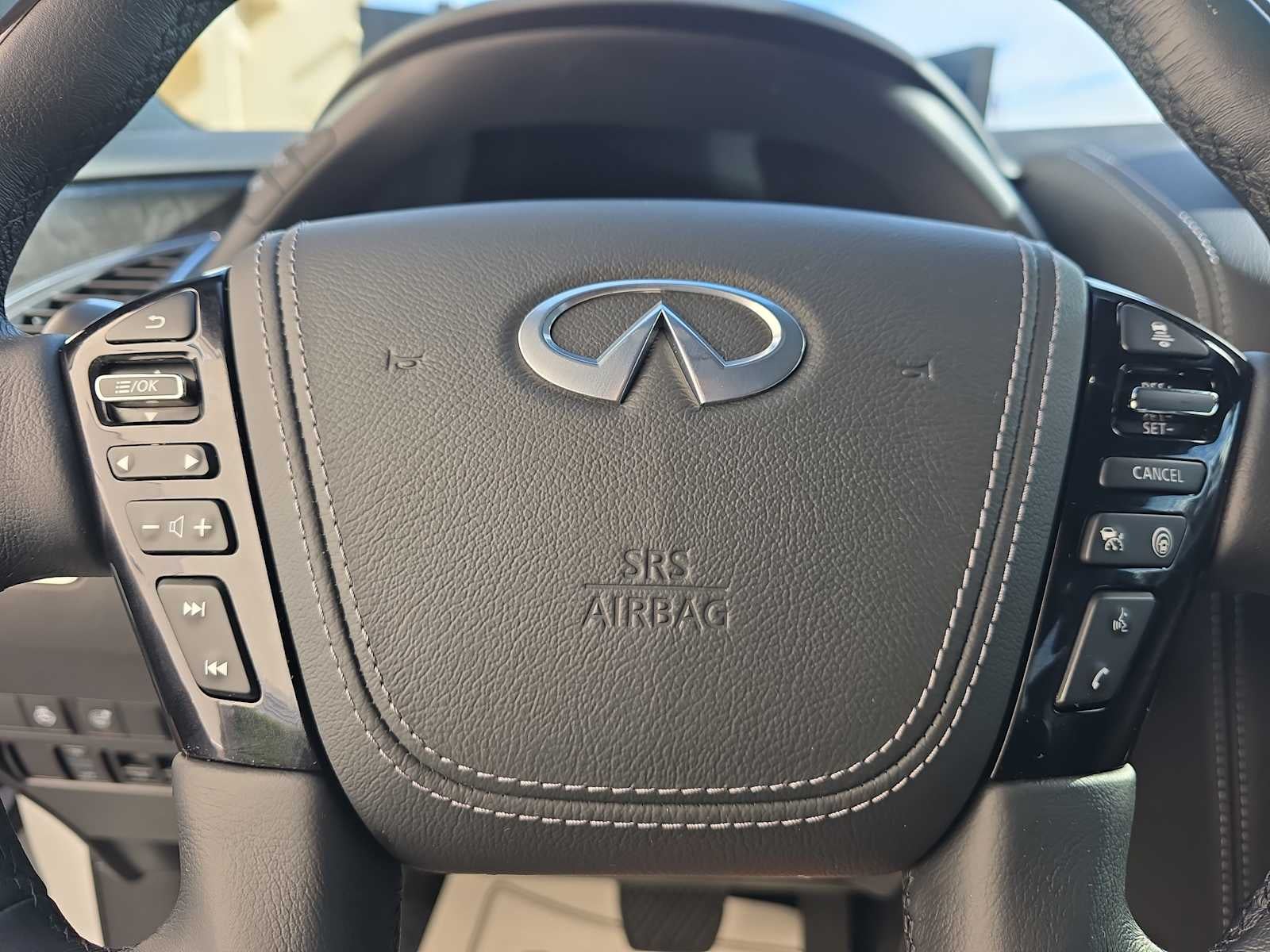 2024 INFINITI QX80 SENSORY