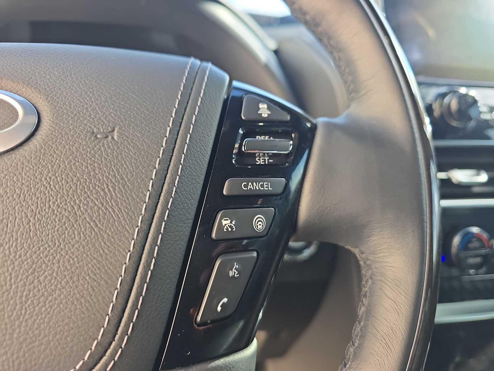 2024 INFINITI QX80 SENSORY