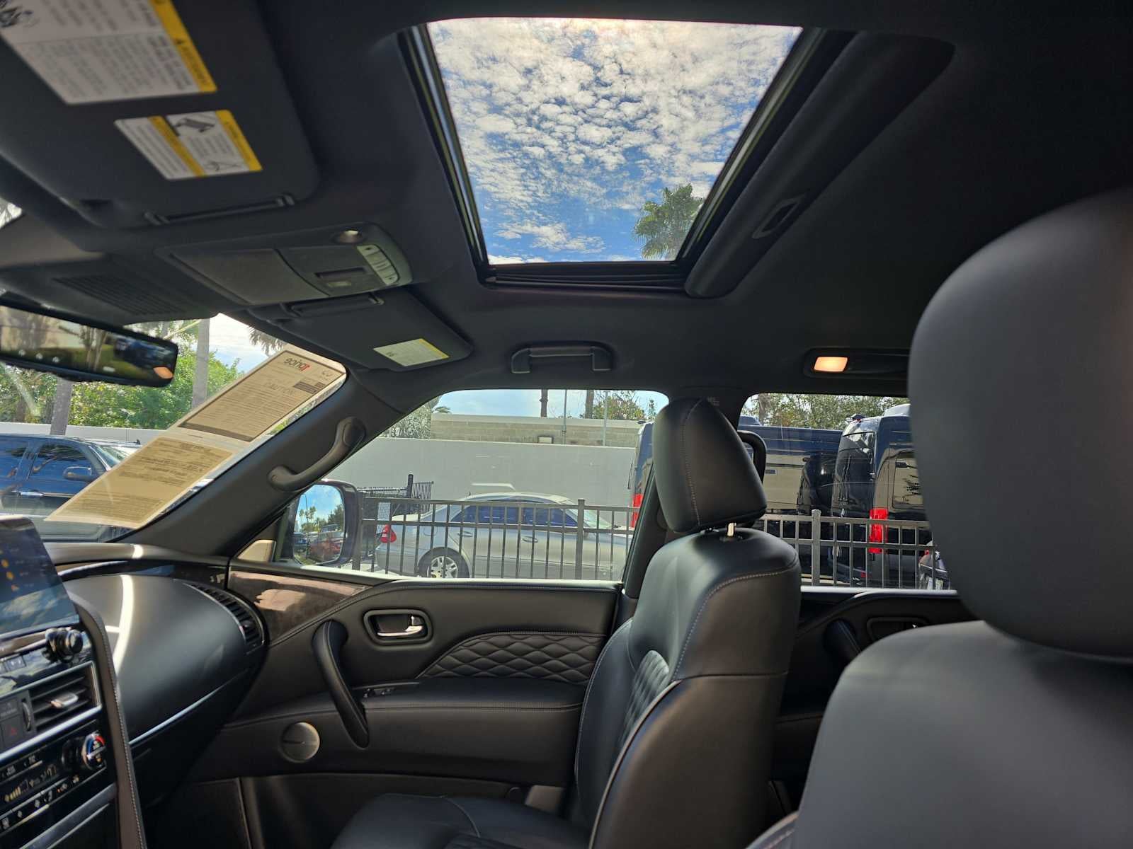 2024 INFINITI QX80 SENSORY