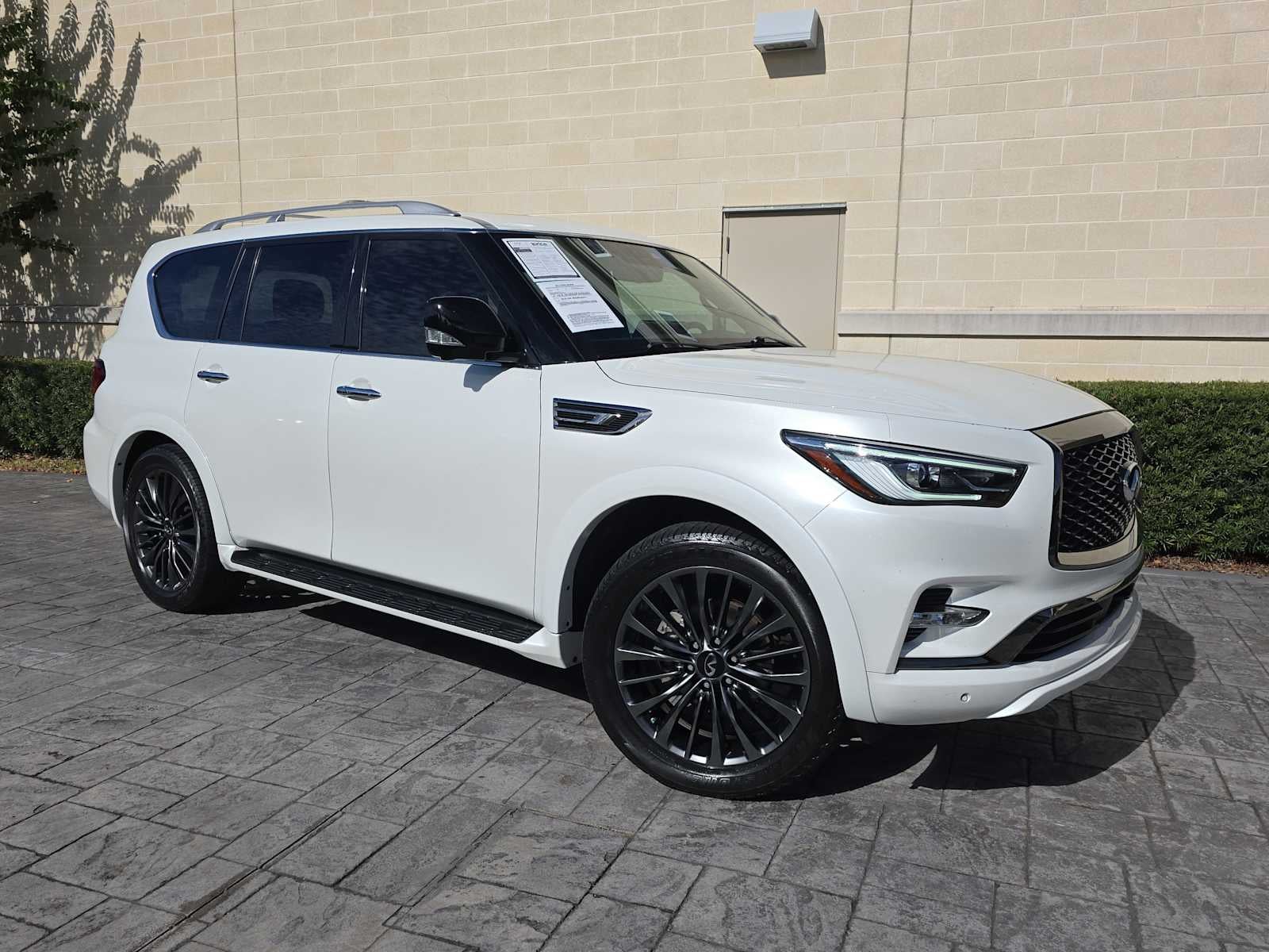 2024 INFINITI QX80 SENSORY