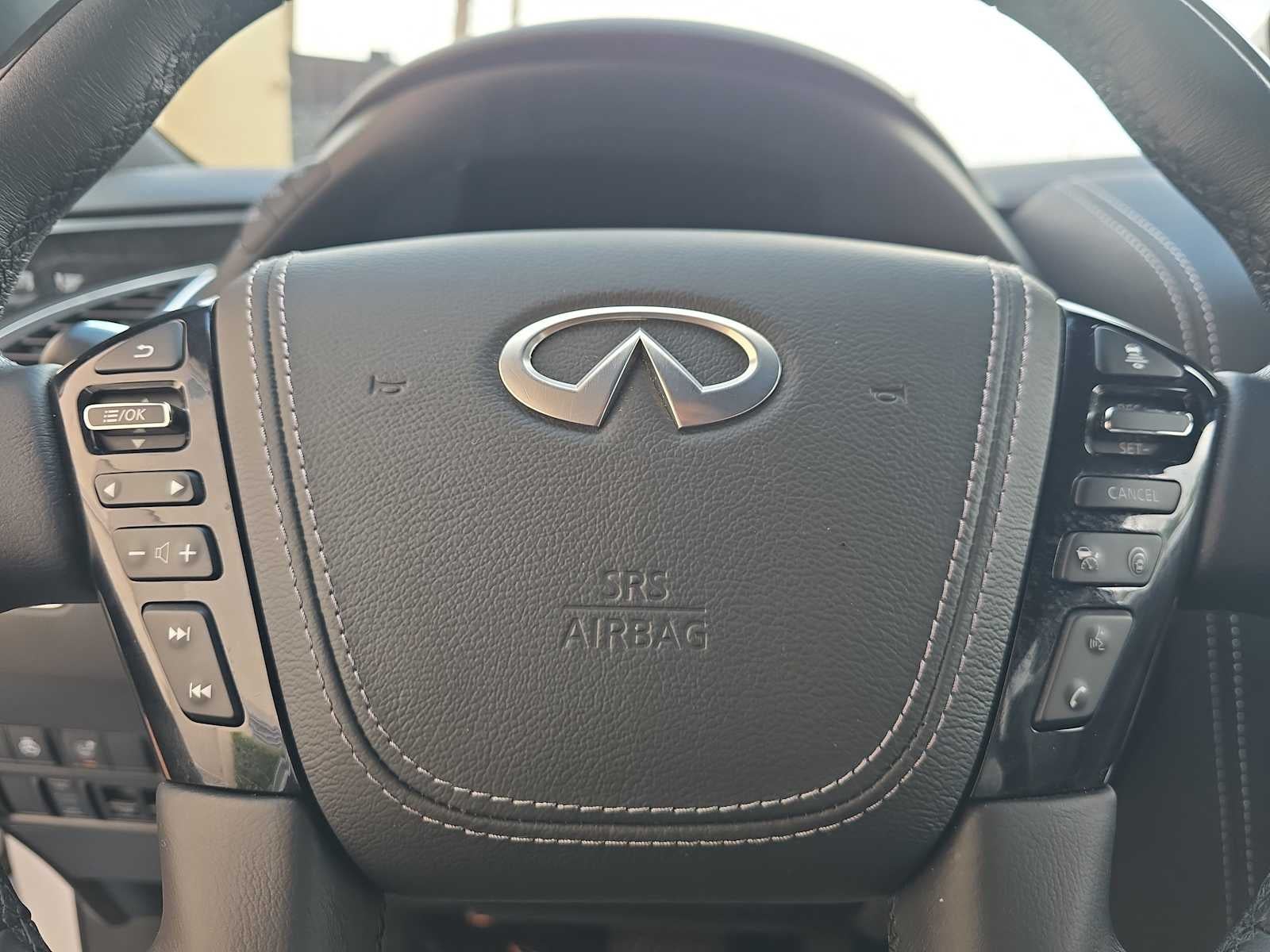 2024 INFINITI QX80 SENSORY