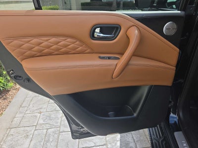 2023 INFINITI QX80 SENSORY