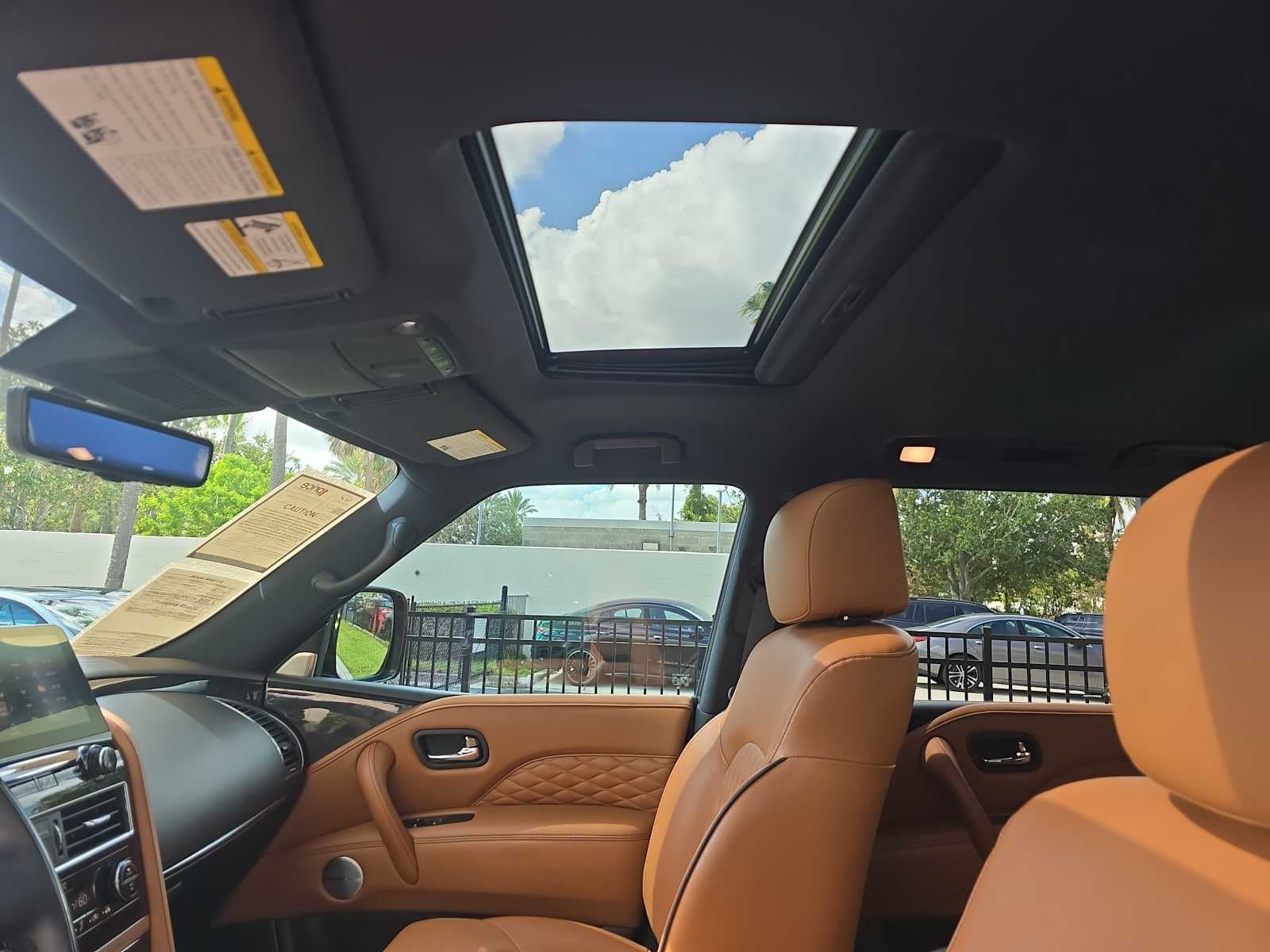 2023 INFINITI QX80 SENSORY