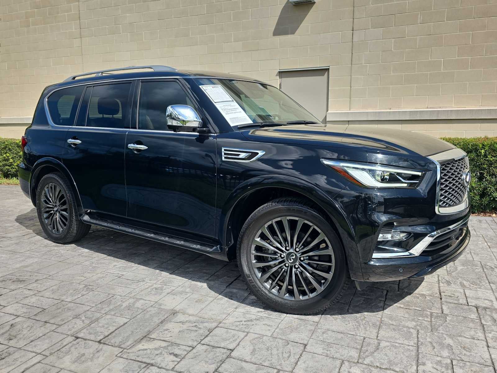 2023 INFINITI QX80 SENSORY