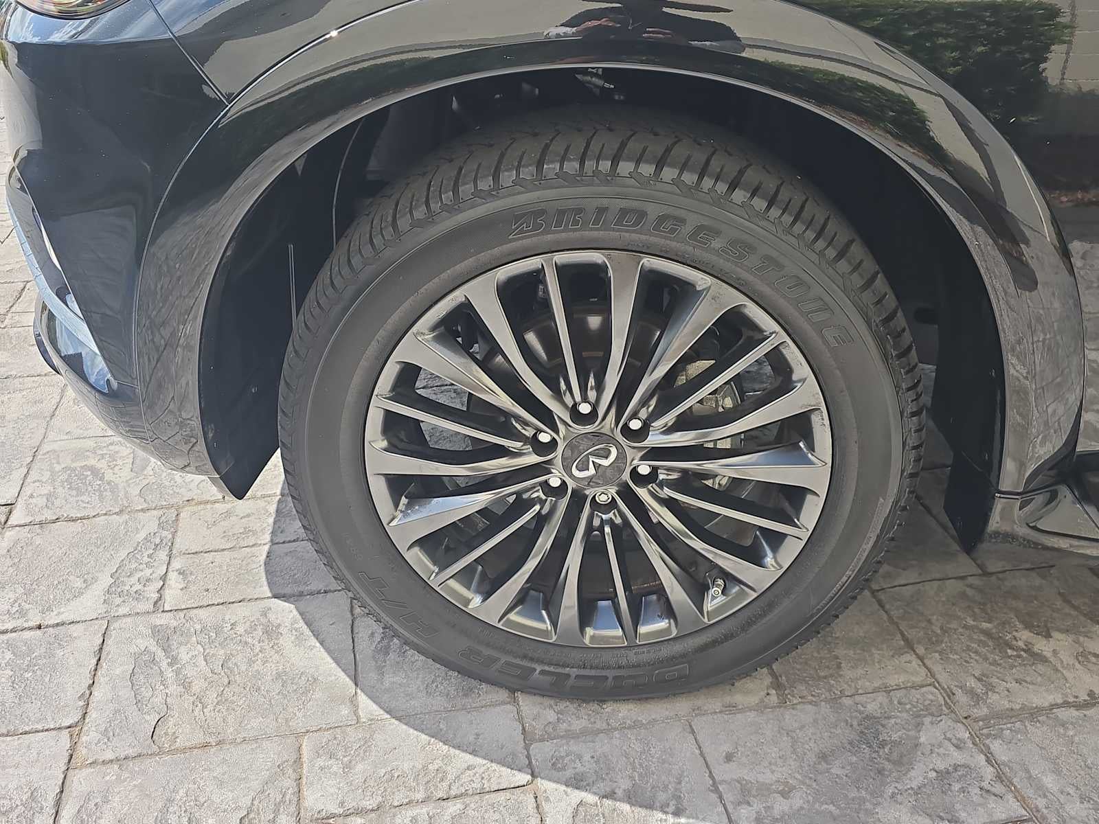 2023 INFINITI QX80 SENSORY