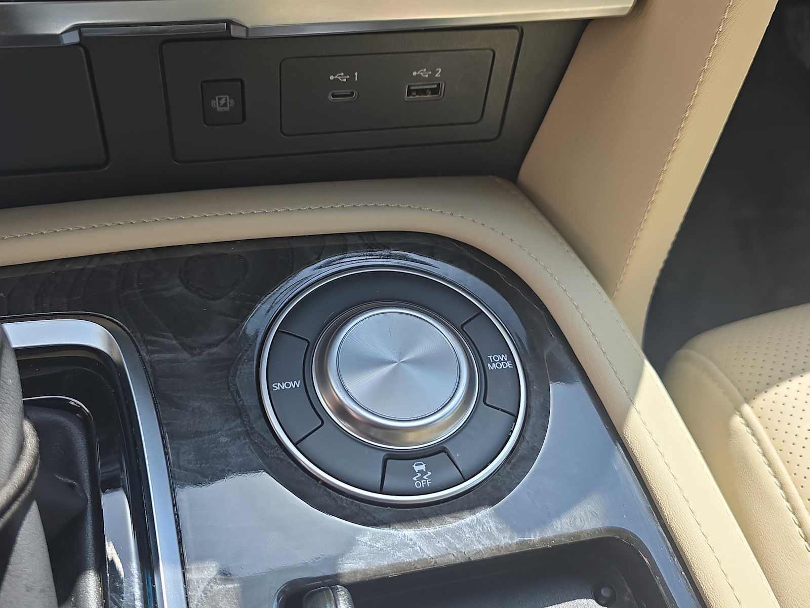2023 INFINITI QX80 SENSORY