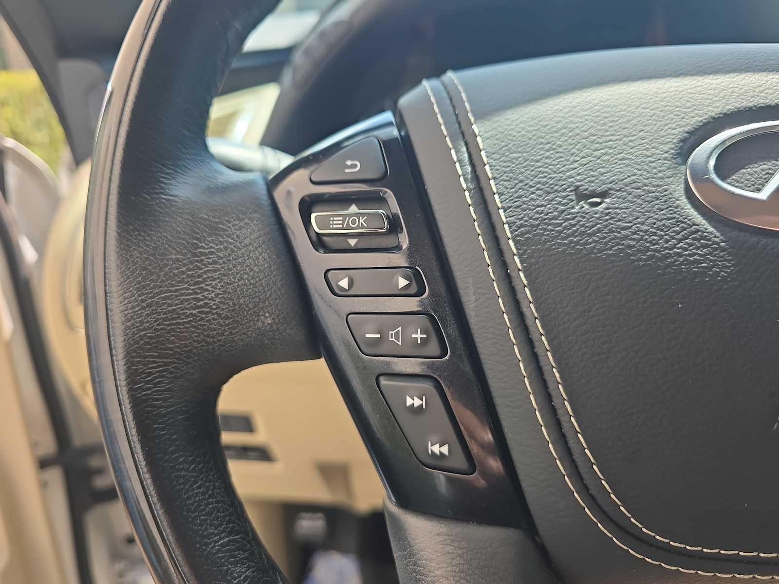2023 INFINITI QX80 SENSORY