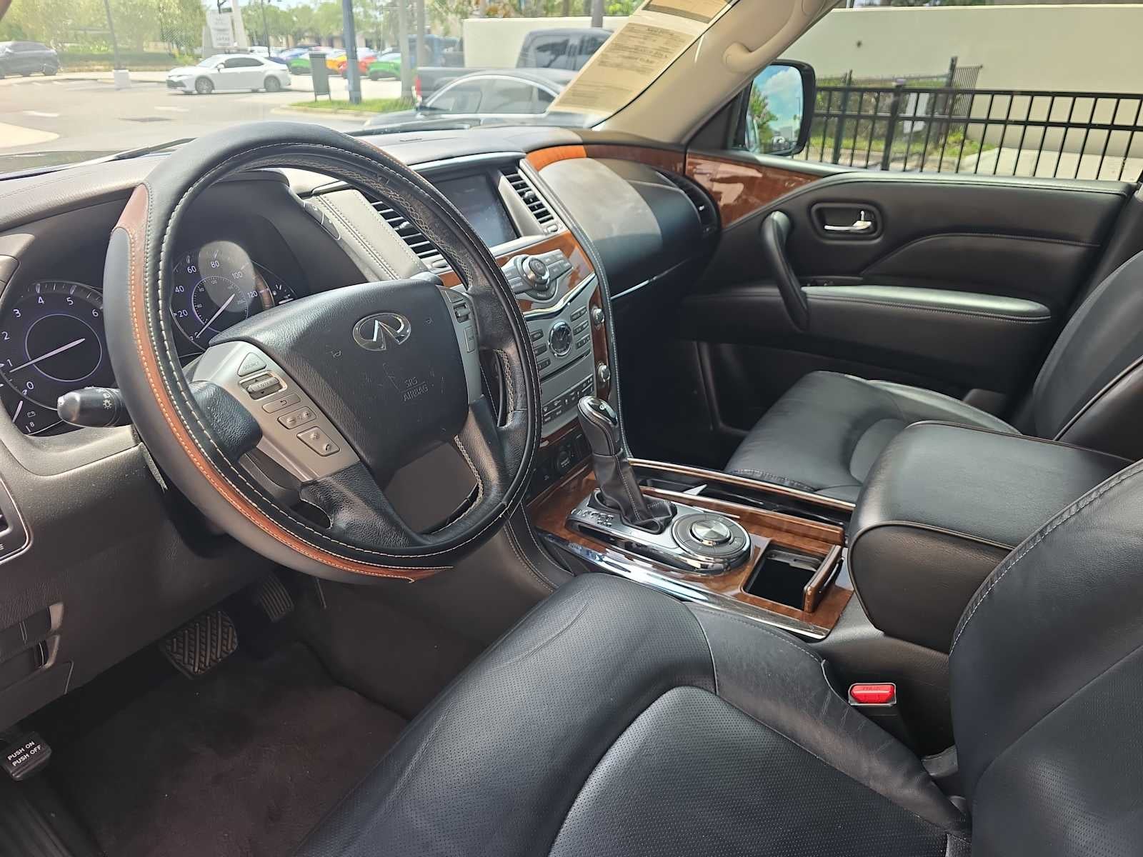 2019 INFINITI QX80 LUXE
