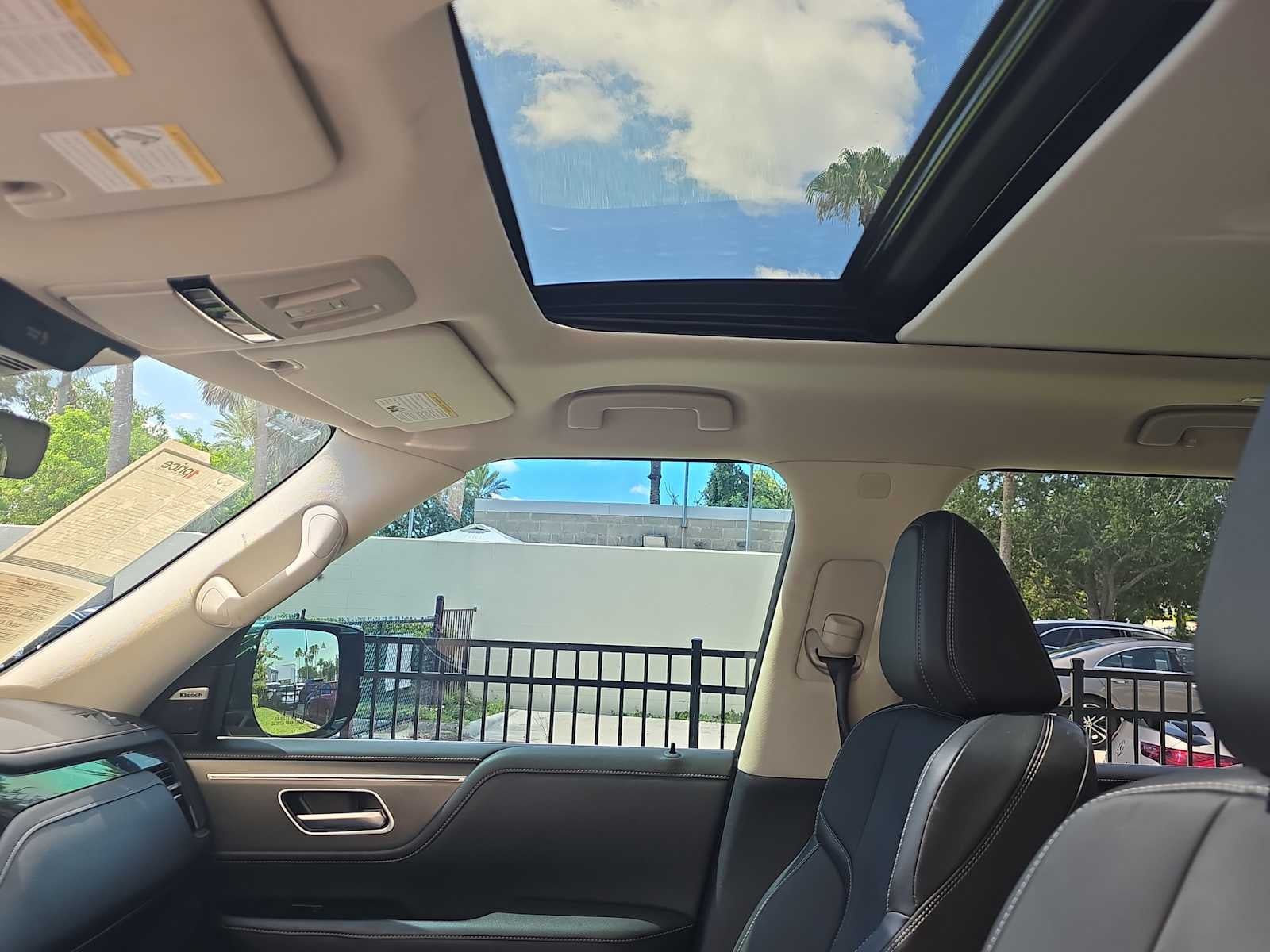 2025 INFINITI QX80 PURE