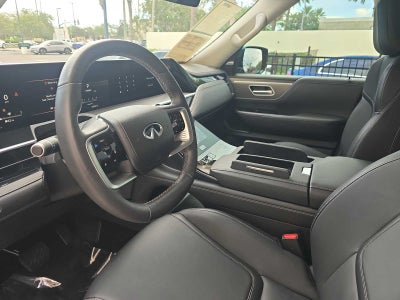 2025 INFINITI QX80 PURE