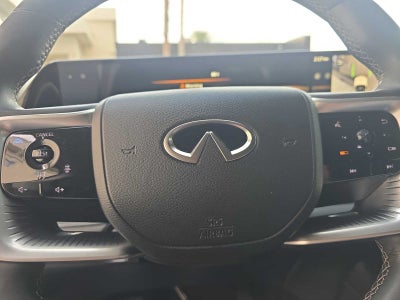 2025 INFINITI QX80 PURE