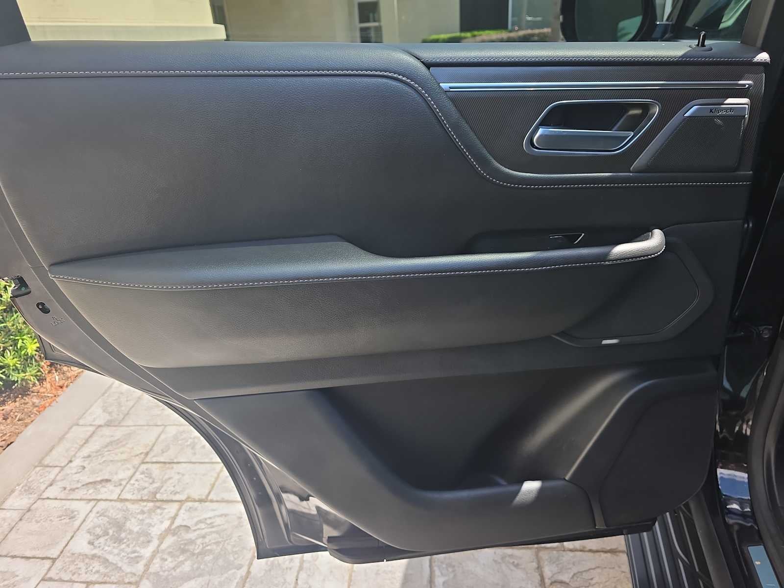 2025 INFINITI QX80 PURE