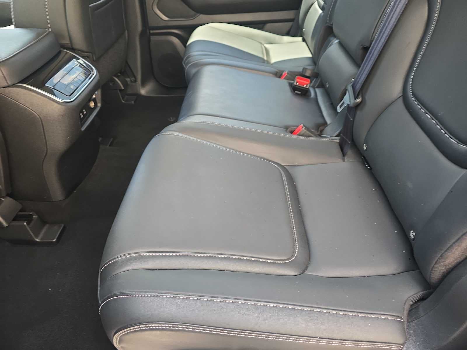 2025 INFINITI QX80 PURE