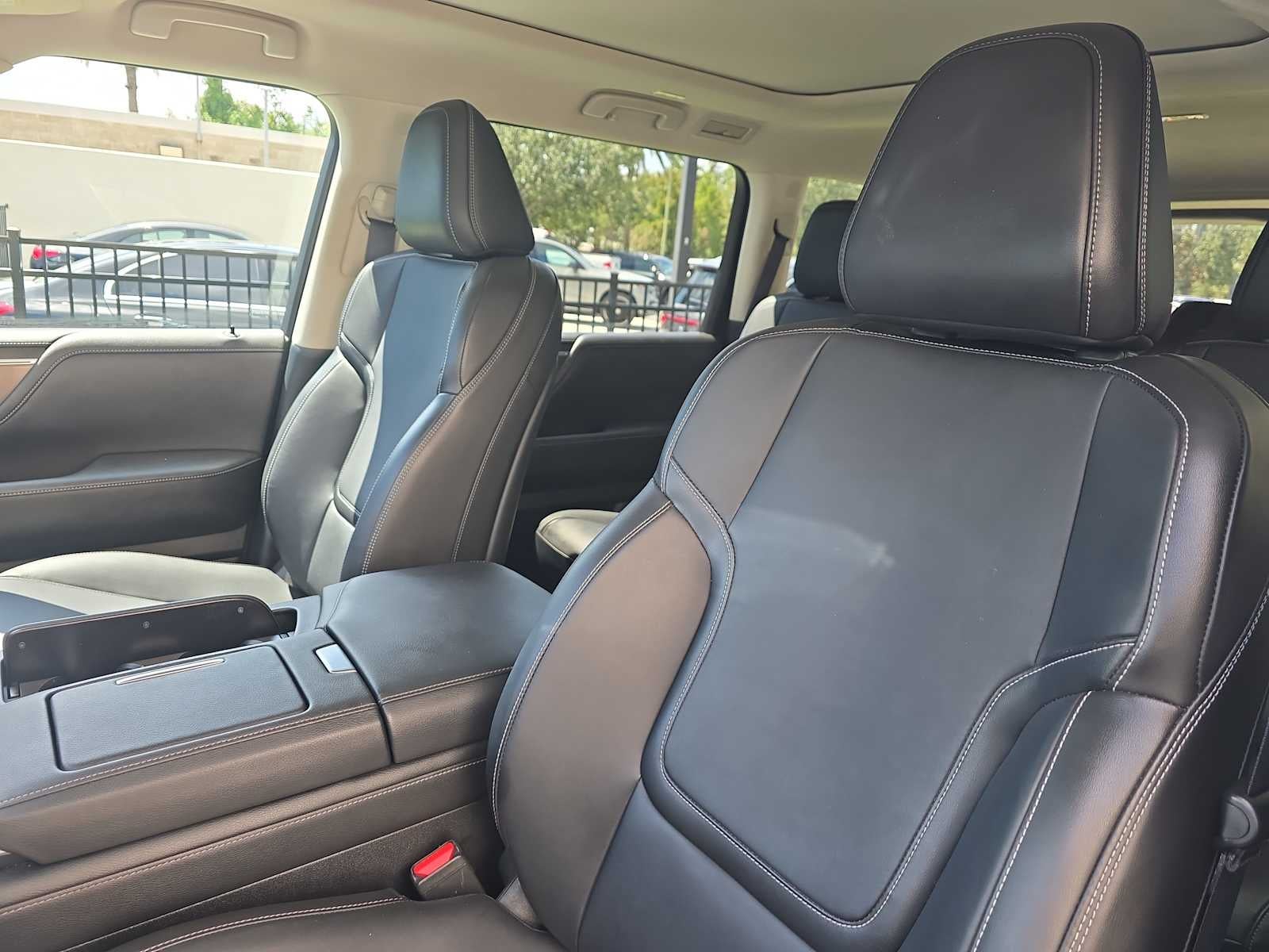 2025 INFINITI QX80 PURE