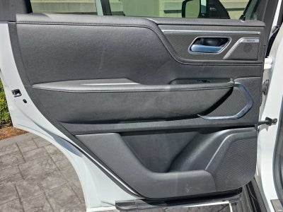 2025 INFINITI QX80 LUXE