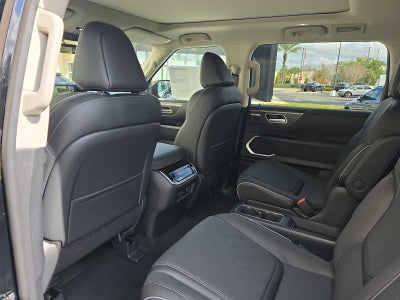 2026 INFINITI QX80 LUXE