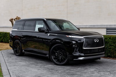 2026 INFINITI QX80 LUXE