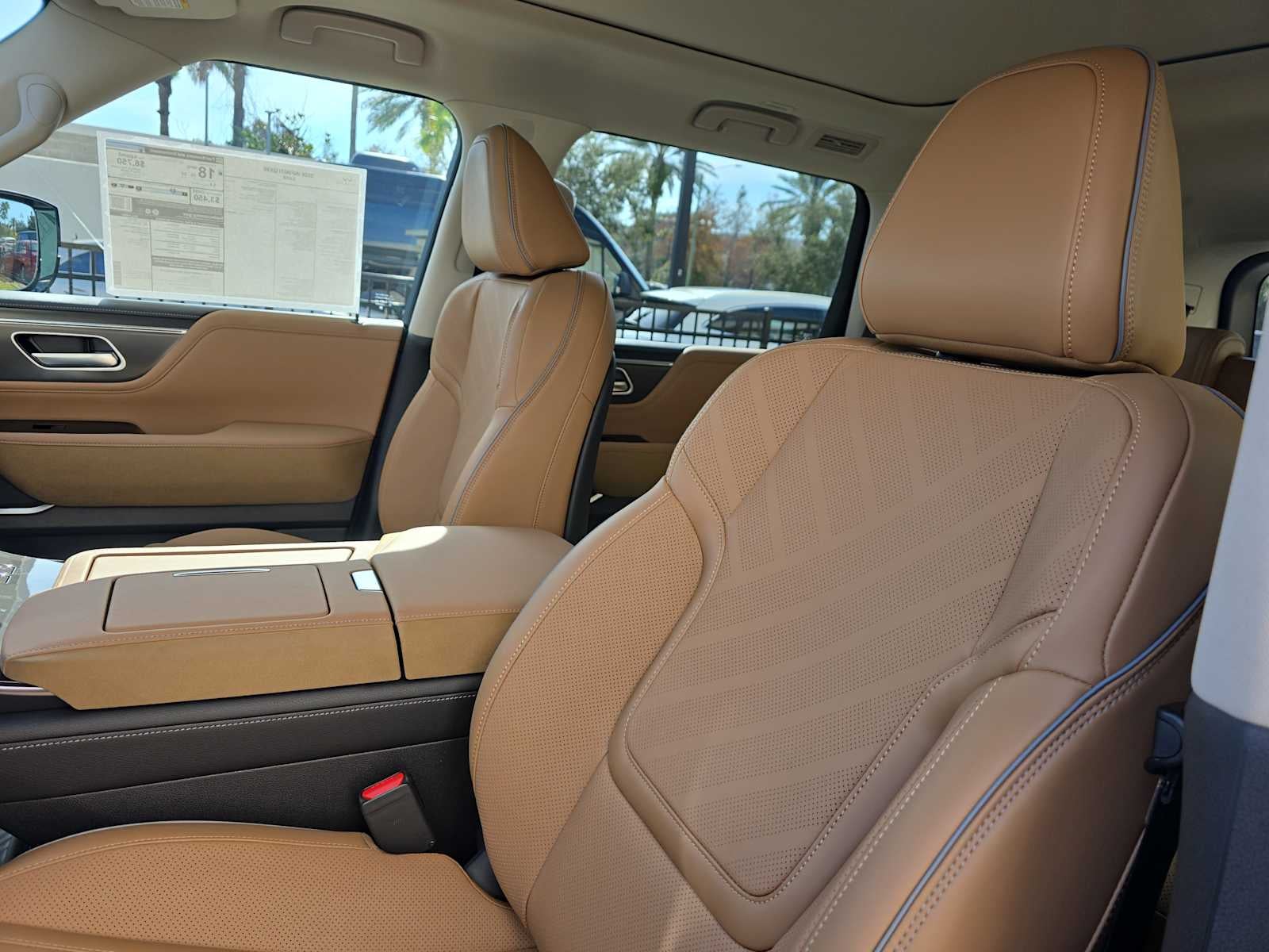 2026 INFINITI QX80 LUXE