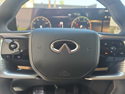 2027 INFINITI QX80 LUXE