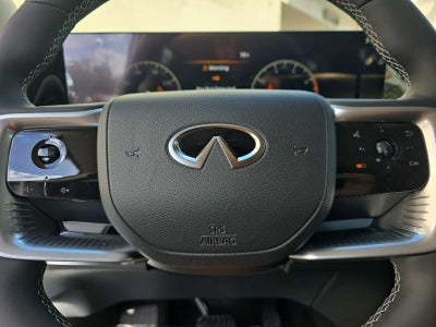 2026 INFINITI QX80 LUXE