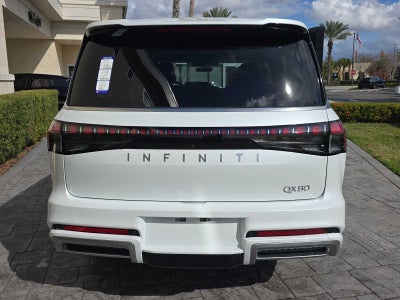 2026 INFINITI QX80 LUXE