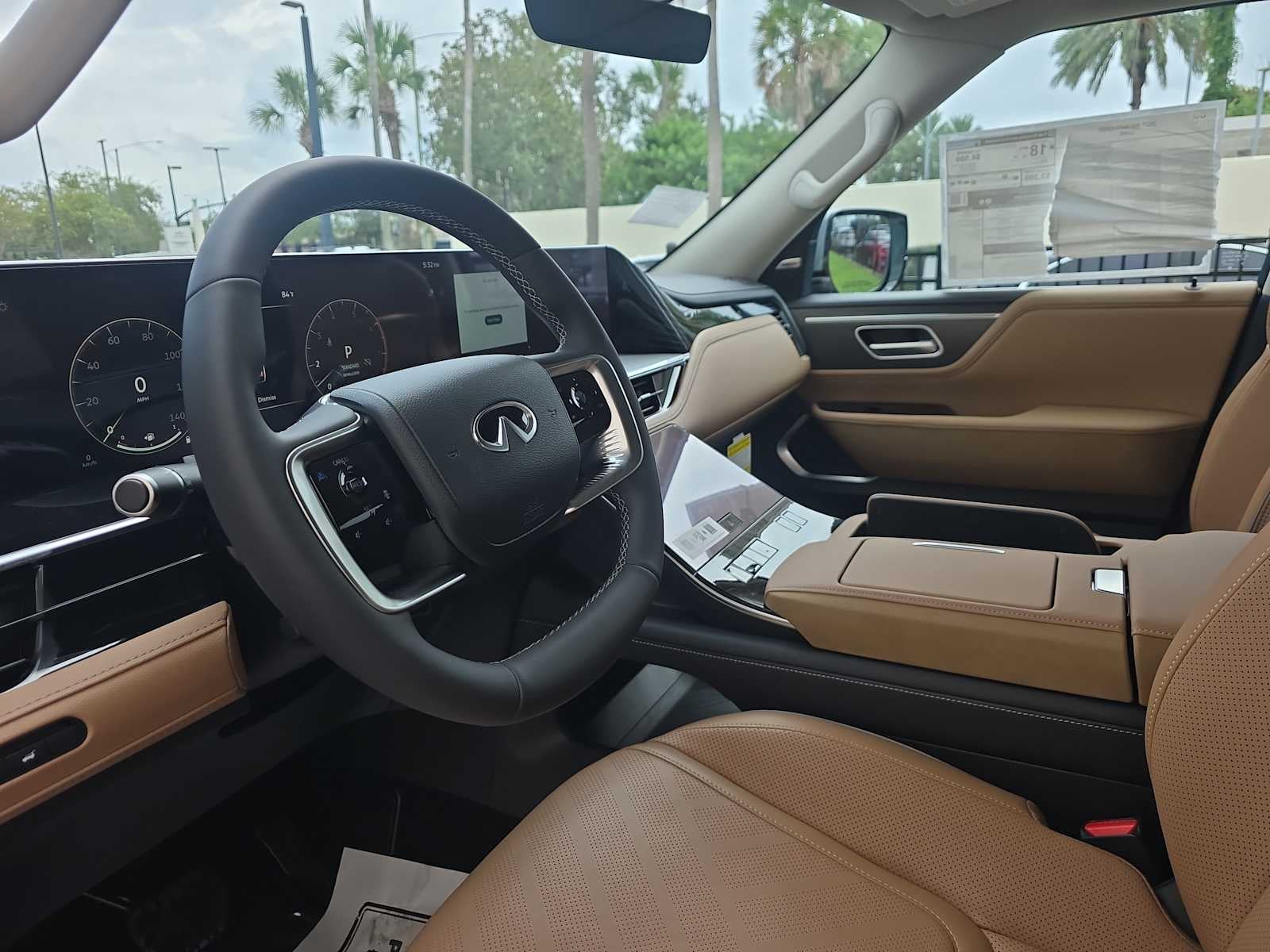 2027 INFINITI QX80 LUXE