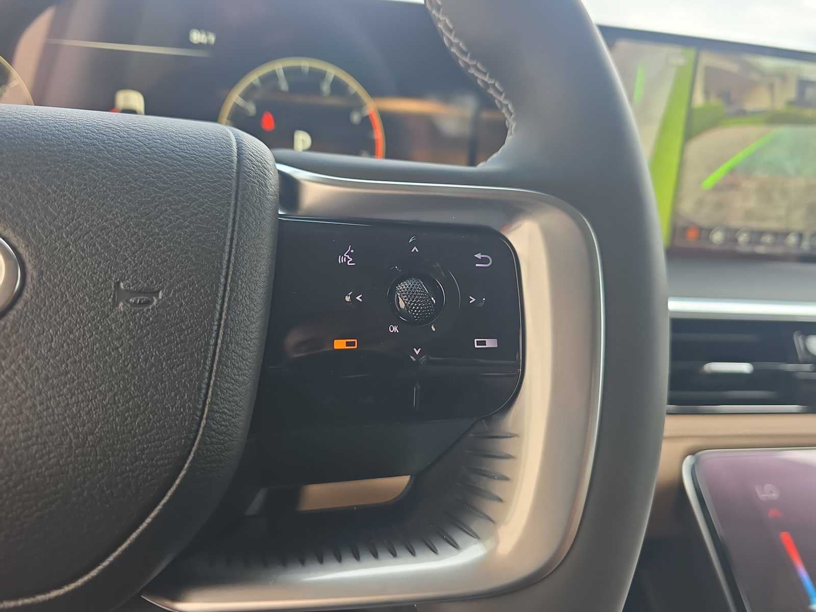2027 INFINITI QX80 LUXE