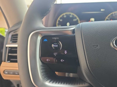 2027 INFINITI QX80 LUXE