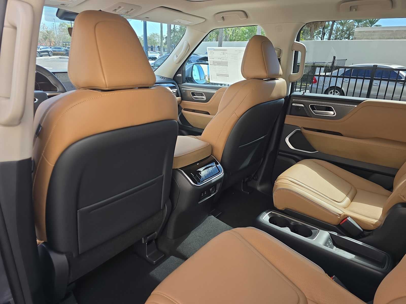 2026 INFINITI QX80 LUXE