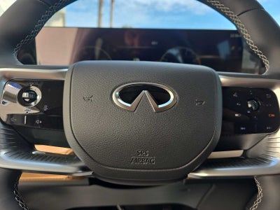 2026 INFINITI QX80 LUXE