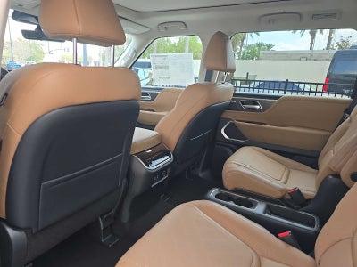 2026 INFINITI QX80 LUXE