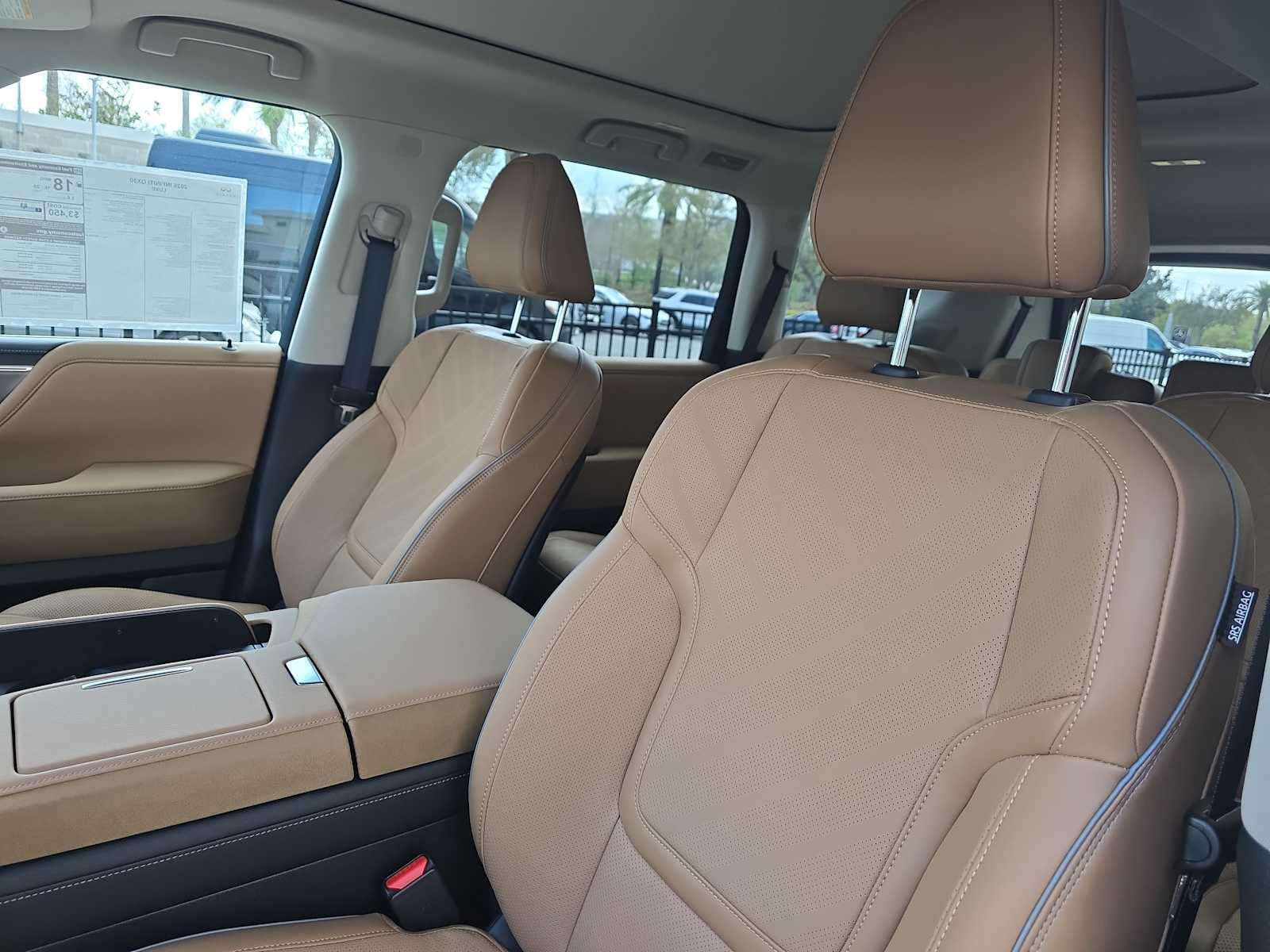 2026 INFINITI QX80 LUXE