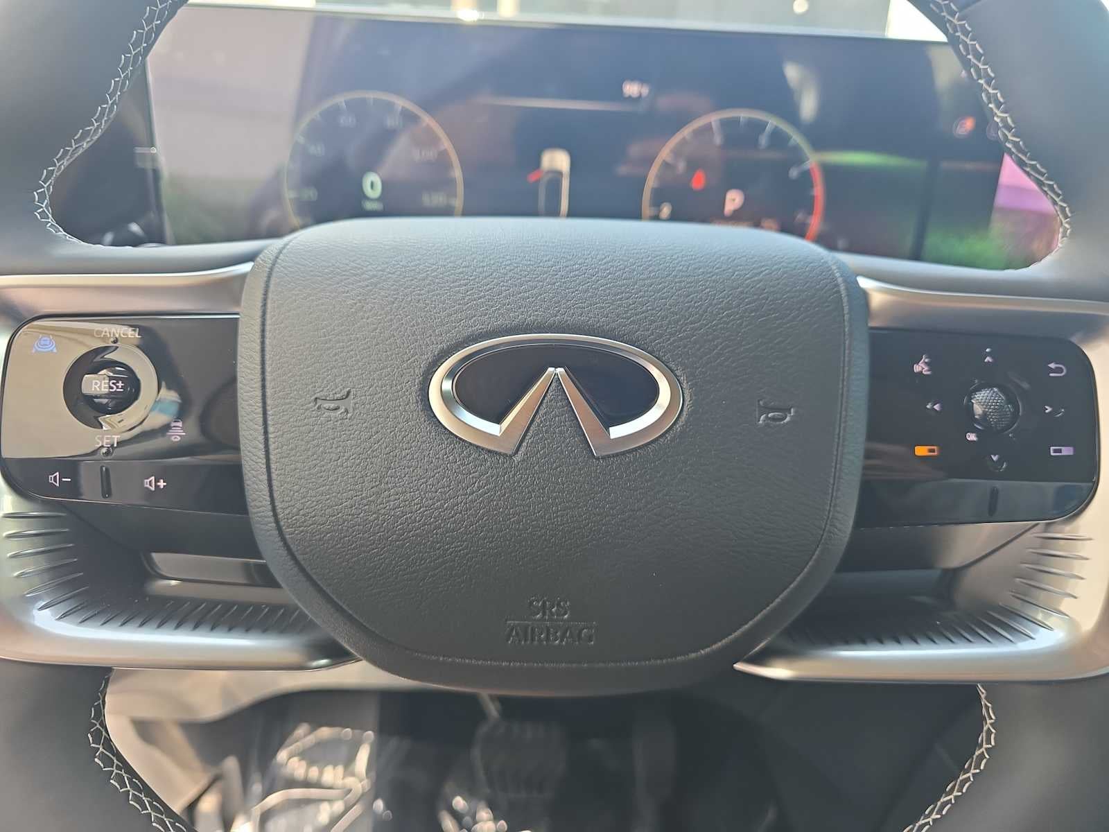 2027 INFINITI QX80 LUXE