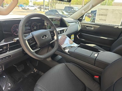 2026 INFINITI QX80 LUXE