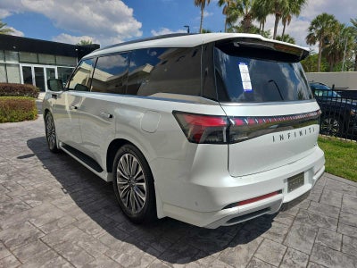 2026 INFINITI QX80 LUXE