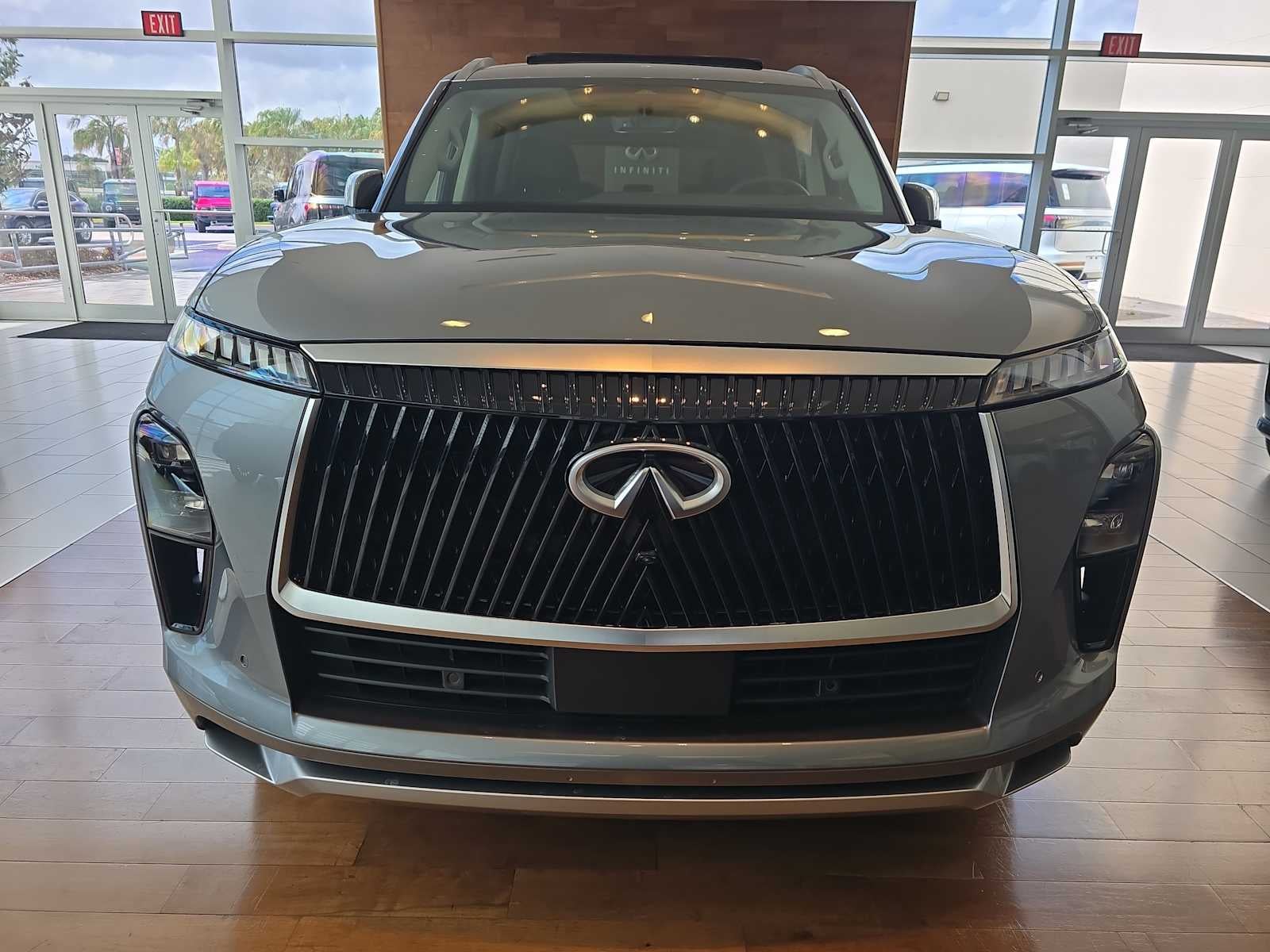 2026 INFINITI QX80 LUXE